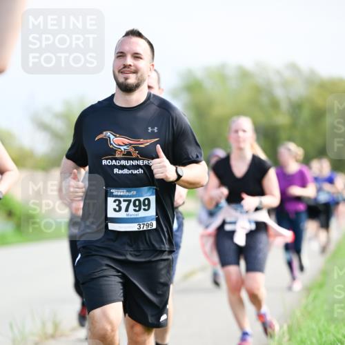 07.04.2024 - 43. Internationalen Wilhelmsburger Insellauf Dr. Thomas Lammeyer http://msf.ph/oto/6051260 07.04.2024 11:21:03 Laufen 3799, 3799 meine-sportfotos.de