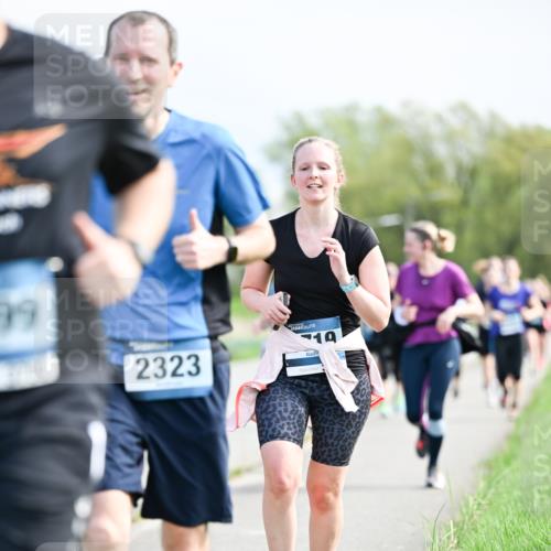 07.04.2024 - 43. Internationalen Wilhelmsburger Insellauf Dr. Thomas Lammeyer http://msf.ph/oto/6051264 07.04.2024 11:21:04 Laufen 99, 2323, 19 meine-sportfotos.de