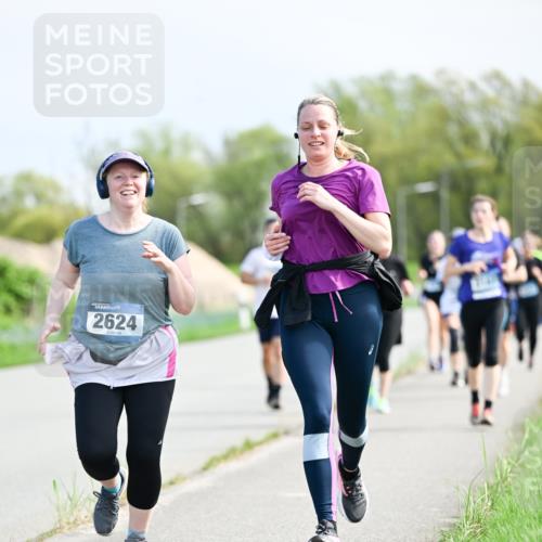 07.04.2024 - 43. Internationalen Wilhelmsburger Insellauf Dr. Thomas Lammeyer http://msf.ph/oto/6051279 07.04.2024 11:21:08 Laufen 2624 meine-sportfotos.de