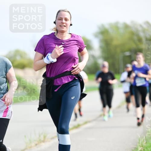 07.04.2024 - 43. Internationalen Wilhelmsburger Insellauf Dr. Thomas Lammeyer http://msf.ph/oto/6051287 07.04.2024 11:21:09 Laufen  meine-sportfotos.de