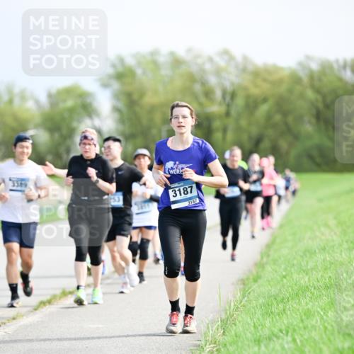 07.04.2024 - 43. Internationalen Wilhelmsburger Insellauf Dr. Thomas Lammeyer http://msf.ph/oto/6051296 07.04.2024 11:21:11 Laufen 3187, 3187 meine-sportfotos.de