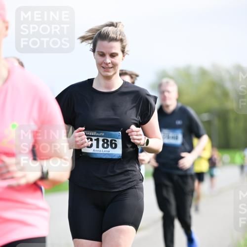 07.04.2024 - 43. Internationalen Wilhelmsburger Insellauf Dr. Thomas Lammeyer http://msf.ph/oto/6051367 07.04.2024 11:21:28 Laufen 186 meine-sportfotos.de