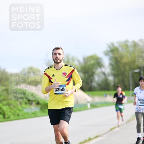 07.04.2024 - 43. Internationalen Wilhelmsburger Insellauf Dr. Thomas Lammeyer http://msf.ph/oto/6051386 07.04.2024 11:21:34 Laufen 3358, 400 meine-sportfotos.de