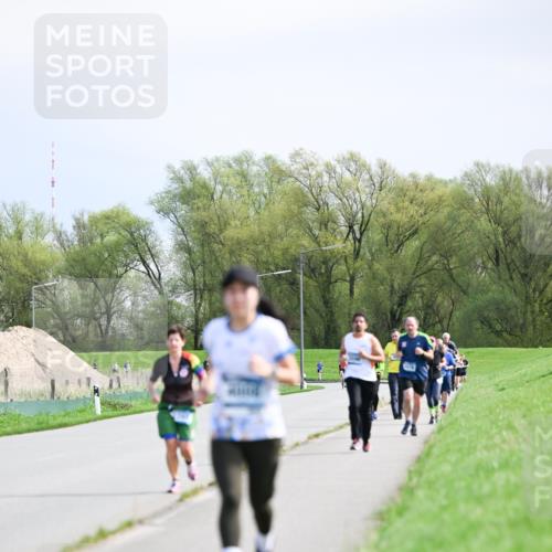 07.04.2024 - 43. Internationalen Wilhelmsburger Insellauf Dr. Thomas Lammeyer http://msf.ph/oto/6051394 07.04.2024 11:21:35 Laufen  meine-sportfotos.de