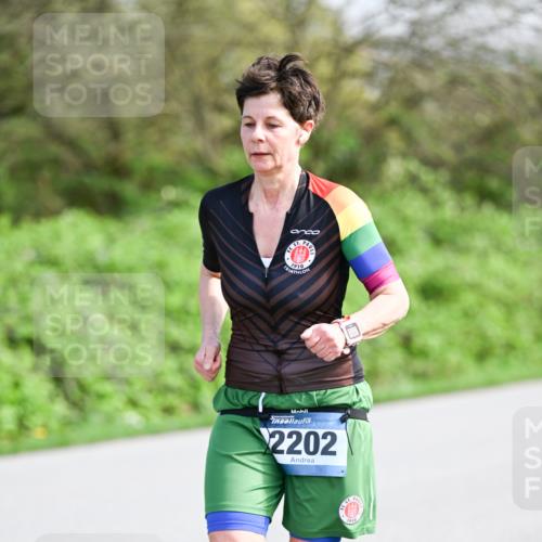 07.04.2024 - 43. Internationalen Wilhelmsburger Insellauf Dr. Thomas Lammeyer http://msf.ph/oto/6051428 07.04.2024 11:21:44 Laufen 2202, 1910 meine-sportfotos.de
