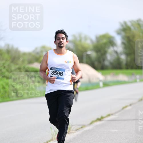 07.04.2024 - 43. Internationalen Wilhelmsburger Insellauf Dr. Thomas Lammeyer http://msf.ph/oto/6051432 07.04.2024 11:21:46 Laufen 3596 meine-sportfotos.de