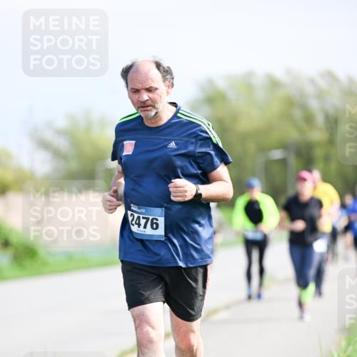 07.04.2024 - 43. Internationalen Wilhelmsburger Insellauf Dr. Thomas Lammeyer http://msf.ph/oto/6051438 07.04.2024 11:21:49 Laufen 2476 meine-sportfotos.de