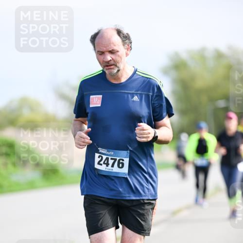 07.04.2024 - 43. Internationalen Wilhelmsburger Insellauf Dr. Thomas Lammeyer http://msf.ph/oto/6051442 07.04.2024 11:21:50 Laufen 2476 meine-sportfotos.de