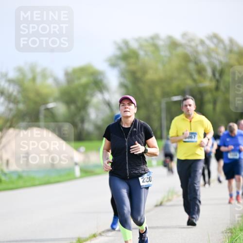 07.04.2024 - 43. Internationalen Wilhelmsburger Insellauf Dr. Thomas Lammeyer http://msf.ph/oto/6051448 07.04.2024 11:21:53 Laufen 280 meine-sportfotos.de