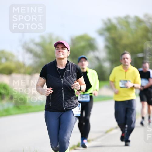 07.04.2024 - 43. Internationalen Wilhelmsburger Insellauf Dr. Thomas Lammeyer http://msf.ph/oto/6051455 07.04.2024 11:21:55 Laufen  meine-sportfotos.de