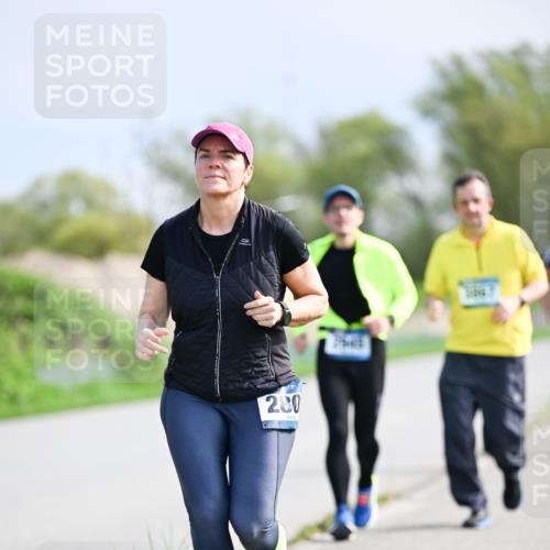 07.04.2024 - 43. Internationalen Wilhelmsburger Insellauf Dr. Thomas Lammeyer http://msf.ph/oto/6051458 07.04.2024 11:21:55 Laufen 280 meine-sportfotos.de
