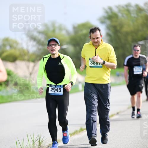 07.04.2024 - 43. Internationalen Wilhelmsburger Insellauf Dr. Thomas Lammeyer http://msf.ph/oto/6051465 07.04.2024 11:21:57 Laufen 2945, 3867 meine-sportfotos.de