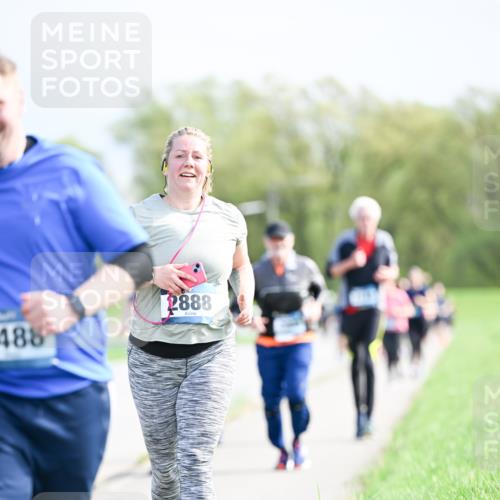07.04.2024 - 43. Internationalen Wilhelmsburger Insellauf Dr. Thomas Lammeyer http://msf.ph/oto/6051503 07.04.2024 11:22:04 Laufen 488, 2888 meine-sportfotos.de