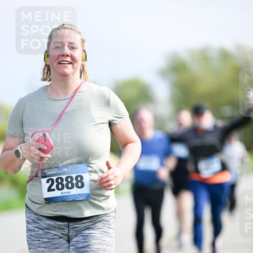 07.04.2024 - 43. Internationalen Wilhelmsburger Insellauf Dr. Thomas Lammeyer http://msf.ph/oto/6051514 07.04.2024 11:22:06 Laufen 43, 2888 meine-sportfotos.de