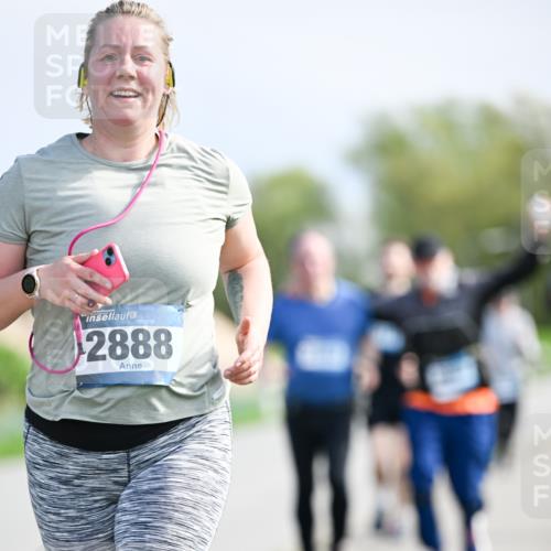 07.04.2024 - 43. Internationalen Wilhelmsburger Insellauf Dr. Thomas Lammeyer http://msf.ph/oto/6051515 07.04.2024 11:22:06 Laufen 2888 meine-sportfotos.de