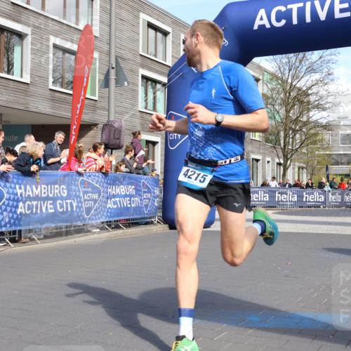 07.04.2024 - 43. Internationalen Wilhelmsburger Insellauf Strokosch-Dieckow http://msf.ph/oto/6051632 07.04.2024 11:15:48 Ziel 3096, 4215 meine-sportfotos.de