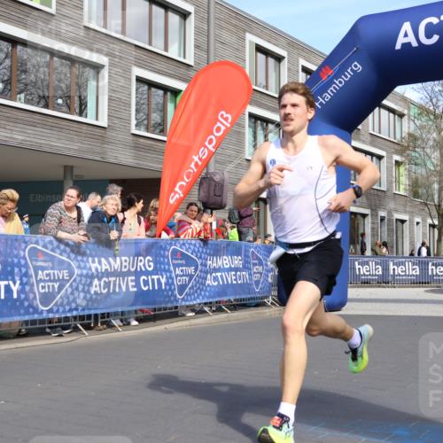 07.04.2024 - 43. Internationalen Wilhelmsburger Insellauf Strokosch-Dieckow http://msf.ph/oto/6051757 07.04.2024 11:15:27 Ziel 2439, 4200 meine-sportfotos.de