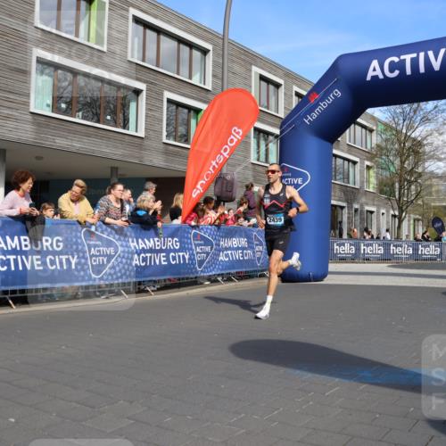 07.04.2024 - 43. Internationalen Wilhelmsburger Insellauf Strokosch-Dieckow http://msf.ph/oto/6051863 07.04.2024 11:15:21 Ziel 2439, 4200 meine-sportfotos.de