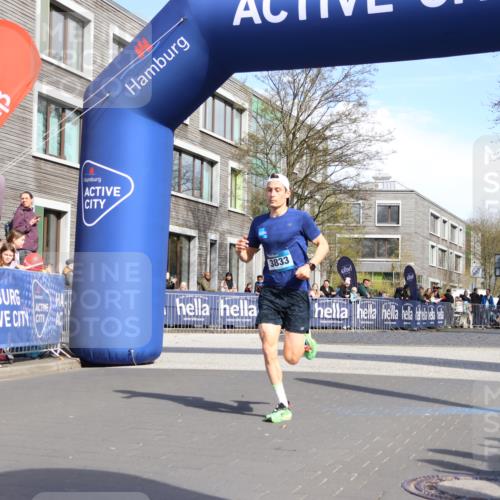 07.04.2024 - 43. Internationalen Wilhelmsburger Insellauf Strokosch-Dieckow http://msf.ph/oto/6051939 07.04.2024 11:14:32 Ziel 3833 meine-sportfotos.de