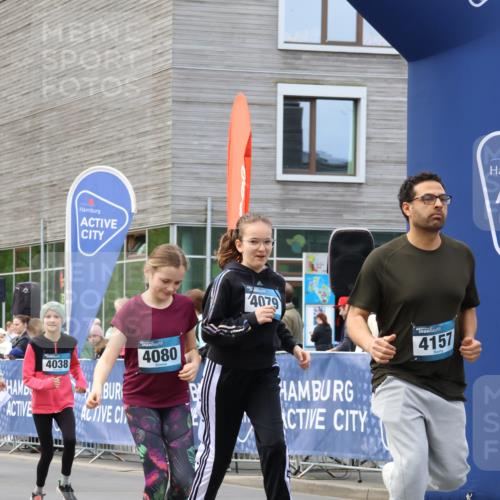 07.04.2024 - 43. Internationalen Wilhelmsburger Insellauf Strokosch-Dieckow http://msf.ph/oto/6052434 07.04.2024 10:50:06 Ziel  meine-sportfotos.de