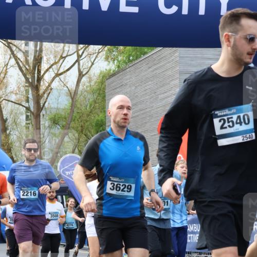 07.04.2024 - 43. Internationalen Wilhelmsburger Insellauf Strokosch-Dieckow http://msf.ph/oto/6052603 07.04.2024 10:42:21 Ziel 2047, 2093, 2094, 2106, 2120, 2181, 2198, 2258, 2332, 2523, 2524, 2542, 2594, 2595, 2596, 2620, 2632, 2649, 2917, 2932, 3231, 3232, 3316, 3322, 3378, 3411, 3425, 3464, 3466, 3507, 3588, 3596, 3658, 3985, 4276, 4277, 4278 meine-sportfotos.de