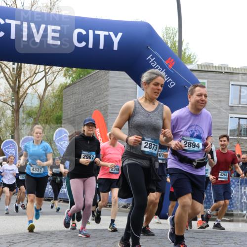 07.04.2024 - 43. Internationalen Wilhelmsburger Insellauf Strokosch-Dieckow http://msf.ph/oto/6052830 07.04.2024 10:41:12 Ziel 2157, 2294, 2319, 2366, 2373, 2945, 2969, 2970, 2985, 3065, 3106, 3137, 3138, 3142, 3257, 3258, 3259, 3306, 3307, 3308, 3323, 3389, 3538, 3570, 3696, 3828, 3851, 3856, 3867, 3871, 3906, 3980, 4163, 4227, 4253, 4265, 4266, 4329, 4351, 4352, 4408 meine-sportfotos.de
