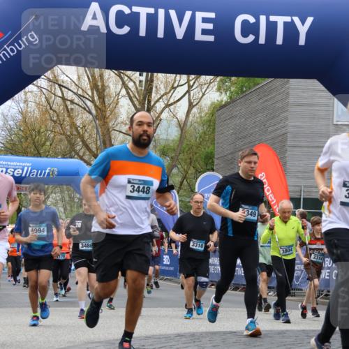 07.04.2024 - 43. Internationalen Wilhelmsburger Insellauf Strokosch-Dieckow http://msf.ph/oto/6052836 07.04.2024 10:41:06 Ziel 2178, 2239, 2294, 2317, 2318, 2319, 2345, 2472, 2843, 2873, 2894, 2997, 3018, 3257, 3258, 3259, 3269, 3306, 3307, 3308, 3323, 3373, 3538, 3570, 3696, 3786, 3825, 3828, 3837, 3856, 3872, 4007, 4160, 4191, 4253, 4264, 4265, 4266, 4268, 4337, 4338, 4405, 4408 meine-sportfotos.de