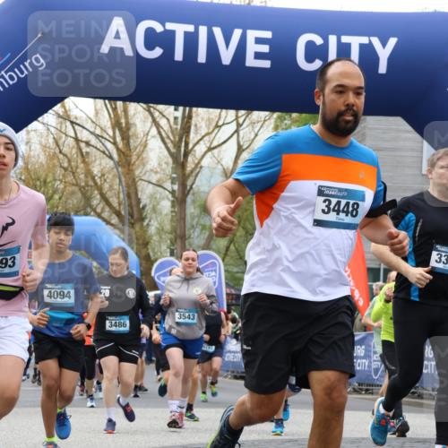 07.04.2024 - 43. Internationalen Wilhelmsburger Insellauf Strokosch-Dieckow http://msf.ph/oto/6052838 07.04.2024 10:41:07 Ziel 2239, 2294, 2317, 2318, 2319, 2345, 2366, 2472, 2843, 2945, 2997, 3018, 3142, 3257, 3258, 3259, 3269, 3306, 3307, 3308, 3323, 3389, 3538, 3570, 3696, 3786, 3825, 3828, 3837, 3856, 3872, 4007, 4160, 4253, 4264, 4265, 4266, 4268, 4329, 4337, 4338, 4408 meine-sportfotos.de