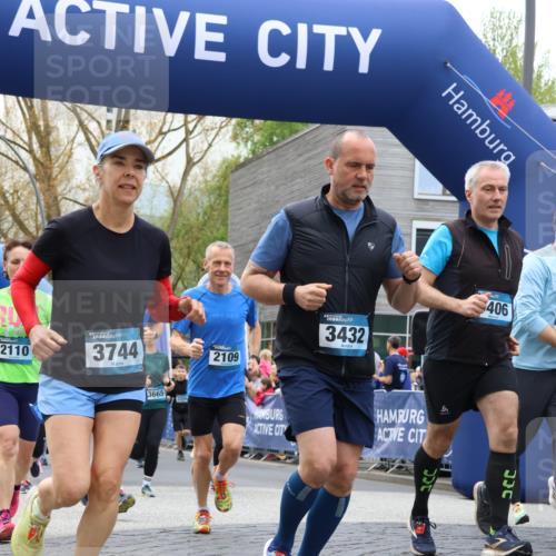 07.04.2024 - 43. Internationalen Wilhelmsburger Insellauf Strokosch-Dieckow http://msf.ph/oto/6052848 07.04.2024 10:41:00 Ziel 2178, 2208, 2209, 2239, 2279, 2336, 2345, 2358, 2452, 2492, 2668, 2843, 2873, 2894, 2997, 3018, 3139, 3141, 3168, 3310, 3311, 3314, 3349, 3373, 3448, 3486, 3514, 3543, 3605, 3606, 3666, 3773, 4093, 4094, 4160, 4191, 4264, 4268, 4337, 4338, 4405 meine-sportfotos.de