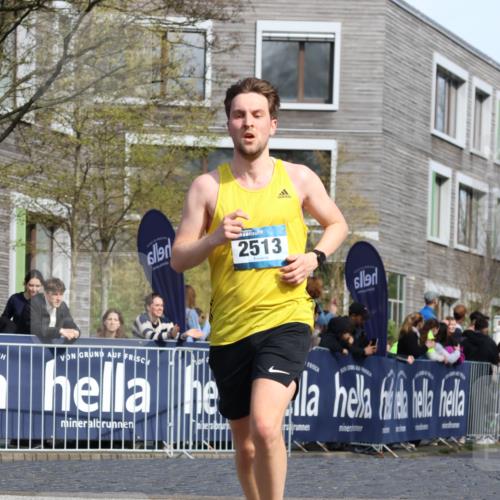 07.04.2024 - 43. Internationalen Wilhelmsburger Insellauf Strokosch-Dieckow http://msf.ph/oto/6061774 07.04.2024 11:21:57 Ziel 2315, 2513, 3791, 3944, 4091 meine-sportfotos.de