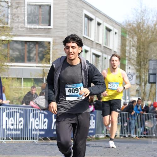 07.04.2024 - 43. Internationalen Wilhelmsburger Insellauf Strokosch-Dieckow http://msf.ph/oto/6061791 07.04.2024 11:21:55 Ziel 2315, 2513, 3791, 3944, 4091 meine-sportfotos.de