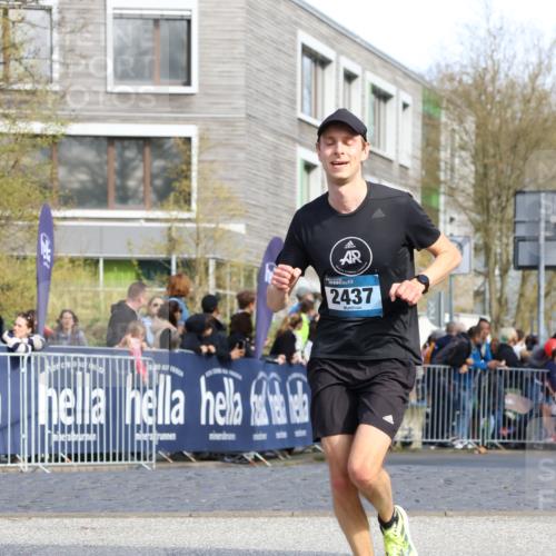 07.04.2024 - 43. Internationalen Wilhelmsburger Insellauf Strokosch-Dieckow http://msf.ph/oto/6061838 07.04.2024 11:21:45 Ziel 2437, 2499, 3367, 3791, 3858, 4091 meine-sportfotos.de
