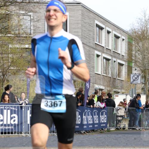 07.04.2024 - 43. Internationalen Wilhelmsburger Insellauf Strokosch-Dieckow http://msf.ph/oto/6061857 07.04.2024 11:21:42 Ziel 2437, 2499, 3367, 3858 meine-sportfotos.de