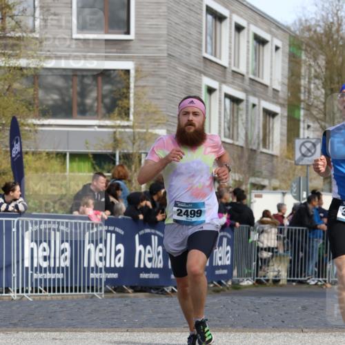 07.04.2024 - 43. Internationalen Wilhelmsburger Insellauf Strokosch-Dieckow http://msf.ph/oto/6061873 07.04.2024 11:21:40 Ziel 2437, 2499, 3367, 3858, 4414 meine-sportfotos.de