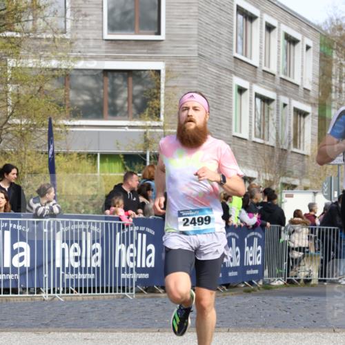 07.04.2024 - 43. Internationalen Wilhelmsburger Insellauf Strokosch-Dieckow http://msf.ph/oto/6061877 07.04.2024 11:21:40 Ziel 2437, 2499, 3367, 3858, 4414 meine-sportfotos.de