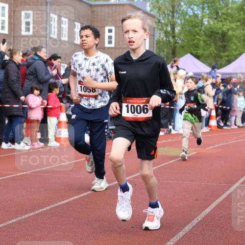 14.04.2024 - Hammer Lauf Strokosch-Dieckow http://msf.ph/oto/6065254 14.04.2024 09:50:42 Ziel 664, 749, 760, 786, 824, 855, 885, 936, 942, 969, 970, 974, 993, 1006, 1017, 1039, 1057, 1058, 1143, 1203, 1277, 1285, 1324, 664, 749, 760, 786, 824, 855, 885, 936, 942, 969, 970, 974, 993, 1006, 1017, 1039, 1057, 1058, 1143, 1203, 1277, 1285, 1324 meine-sportfotos.de