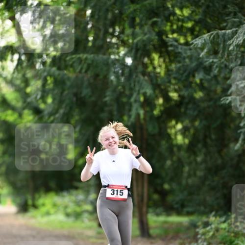 14.04.2024 - Hammer Lauf Dr. Thomas Lammeyer http://msf.ph/oto/6066849 14.04.2024 11:02:46 Laufen 315 meine-sportfotos.de