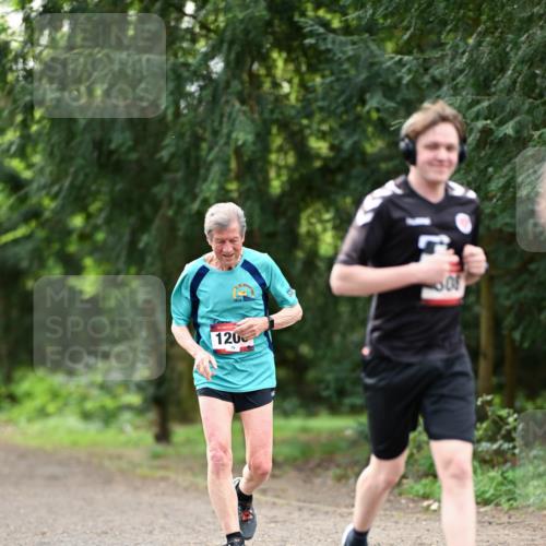 14.04.2024 - Hammer Lauf Dr. Thomas Lammeyer http://msf.ph/oto/6066996 14.04.2024 11:03:32 Laufen 120, 800 meine-sportfotos.de