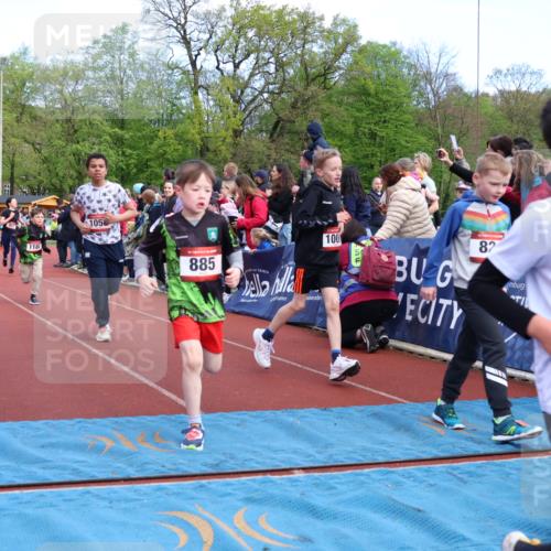 14.04.2024 - Hammer Lauf Strokosch-Dieckow http://msf.ph/oto/6068061 14.04.2024 09:50:44 Ziel 664, 749, 760, 786, 824, 855, 885, 936, 942, 969, 970, 974, 993, 1006, 1007, 1017, 1039, 1057, 1143, 1203, 1277, 1285, 1324 meine-sportfotos.de