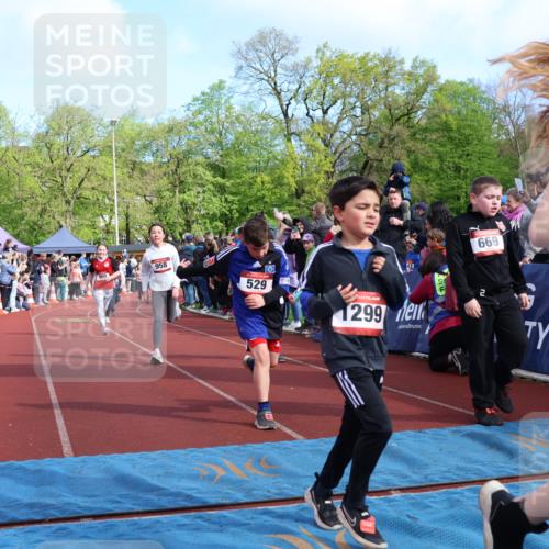 14.04.2024 - Hammer Lauf Strokosch-Dieckow http://msf.ph/oto/6069350 14.04.2024 09:52:00 Ziel 101, 102, 566, 669, 801, 927, 961, 1295, 1299, 1402 meine-sportfotos.de