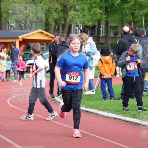 14.04.2024 - Hammer Lauf Strokosch-Dieckow http://msf.ph/oto/6071059 14.04.2024 09:55:08 Ziel 485, 1028, 1056 meine-sportfotos.de