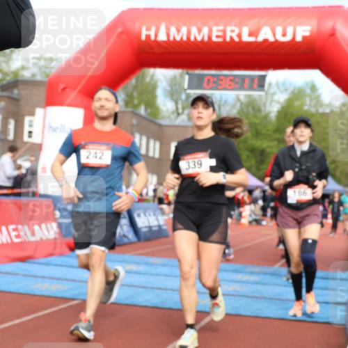14.04.2024 - Hammer Lauf Strokosch-Dieckow http://msf.ph/oto/6072007 14.04.2024 11:06:09 Ziel 126, 186, 242, 262, 288, 308, 329, 339, 369, 486, 792, 836, 126, 186, 242, 262, 288, 308, 329, 339, 369, 486, 792, 836 meine-sportfotos.de