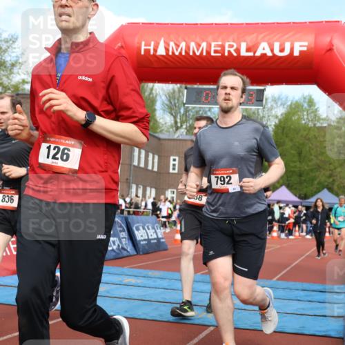 14.04.2024 - Hammer Lauf Strokosch-Dieckow http://msf.ph/oto/6072026 14.04.2024 11:06:11 Ziel 126, 186, 219, 242, 288, 308, 329, 339, 369, 792, 836, 126, 186, 219, 242, 288, 308, 329, 339, 369, 792, 836 meine-sportfotos.de