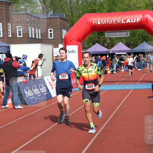 14.04.2024 - Hammer Lauf Strokosch-Dieckow http://msf.ph/oto/6072440 14.04.2024 10:59:49 Ziel 303, 344 meine-sportfotos.de