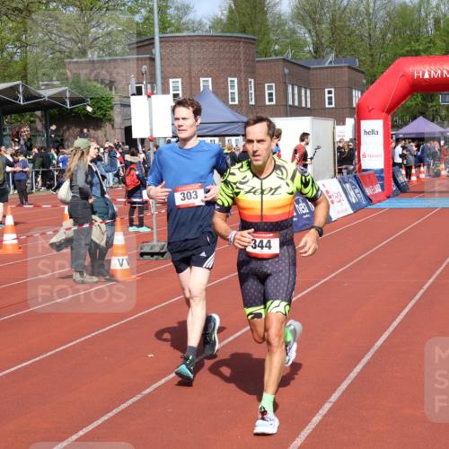 14.04.2024 - Hammer Lauf Strokosch-Dieckow http://msf.ph/oto/6072480 14.04.2024 10:59:51 Ziel 303, 344 meine-sportfotos.de