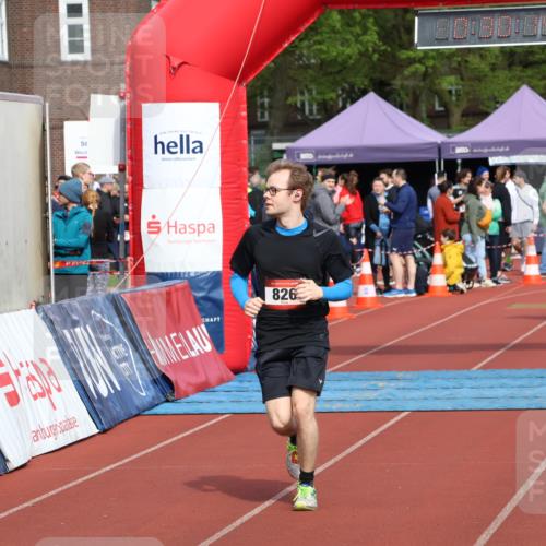 14.04.2024 - Hammer Lauf Strokosch-Dieckow http://msf.ph/oto/6072583 14.04.2024 11:00:12 Ziel 826 meine-sportfotos.de