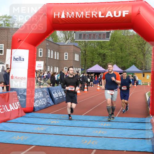 14.04.2024 - Hammer Lauf Strokosch-Dieckow http://msf.ph/oto/6072940 14.04.2024 11:09:46 Ziel 165, 169, 296, 165, 169, 296 meine-sportfotos.de