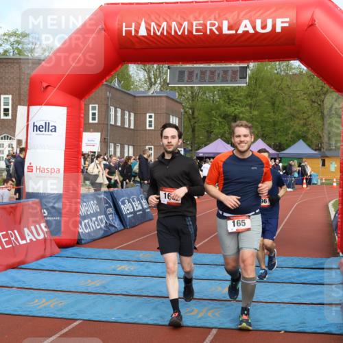 14.04.2024 - Hammer Lauf Strokosch-Dieckow http://msf.ph/oto/6072998 14.04.2024 11:09:47 Ziel 165, 169, 296, 165, 169, 296 meine-sportfotos.de