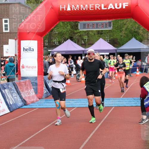 14.04.2024 - Hammer Lauf Strokosch-Dieckow http://msf.ph/oto/6073093 14.04.2024 11:01:26 Ziel 248, 249, 694 meine-sportfotos.de