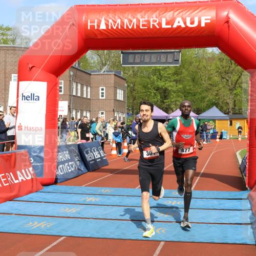 14.04.2024 - Hammer Lauf Strokosch-Dieckow http://msf.ph/oto/6073259 14.04.2024 11:11:39 Ziel 301, 877, 301, 877 meine-sportfotos.de